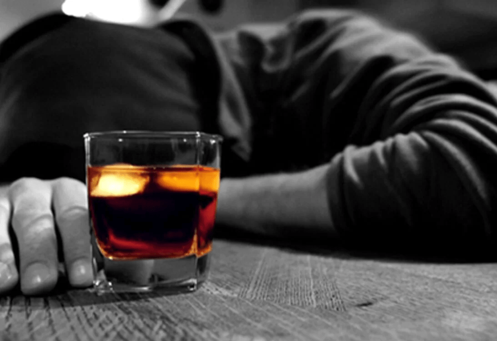 ASPECTOS IMPORTANTES SOBRE O ALCOOLISMO E A&nbsp;DEPRESSÃO